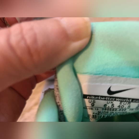 NIKE Womens Zoom Mint Green Gray Running Walking Shoe Size 9 - Picture 6 of 7